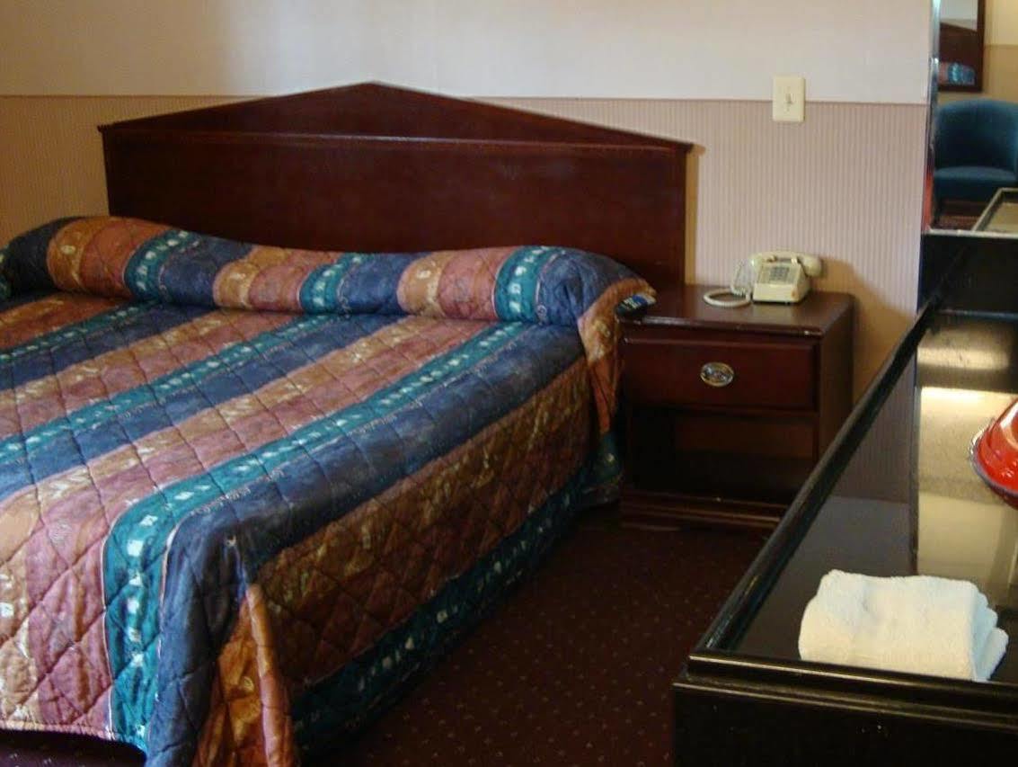 Riviera Motor Inn Brooklyn New York Ngoại thất bức ảnh