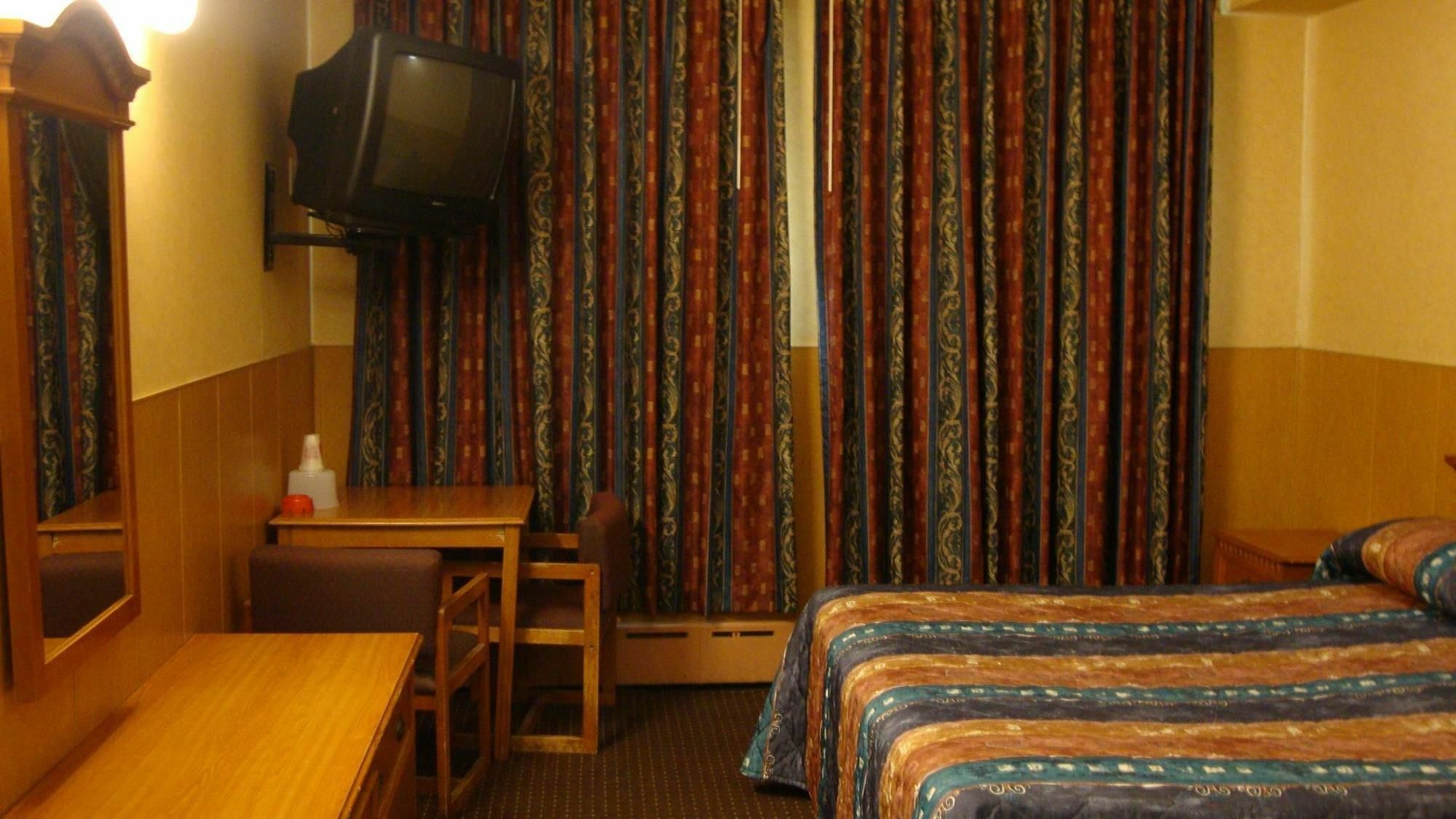 Riviera Motor Inn Brooklyn New York Phòng bức ảnh